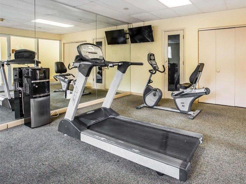 Quality Inn & Suites - Greensboro-High Point Zewnętrze zdjęcie