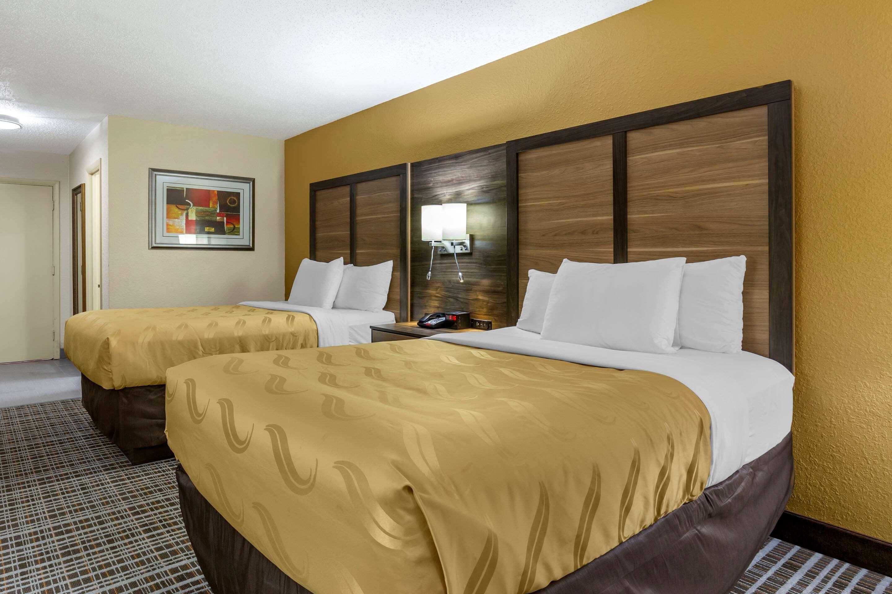 Quality Inn & Suites - Greensboro-High Point Zewnętrze zdjęcie
