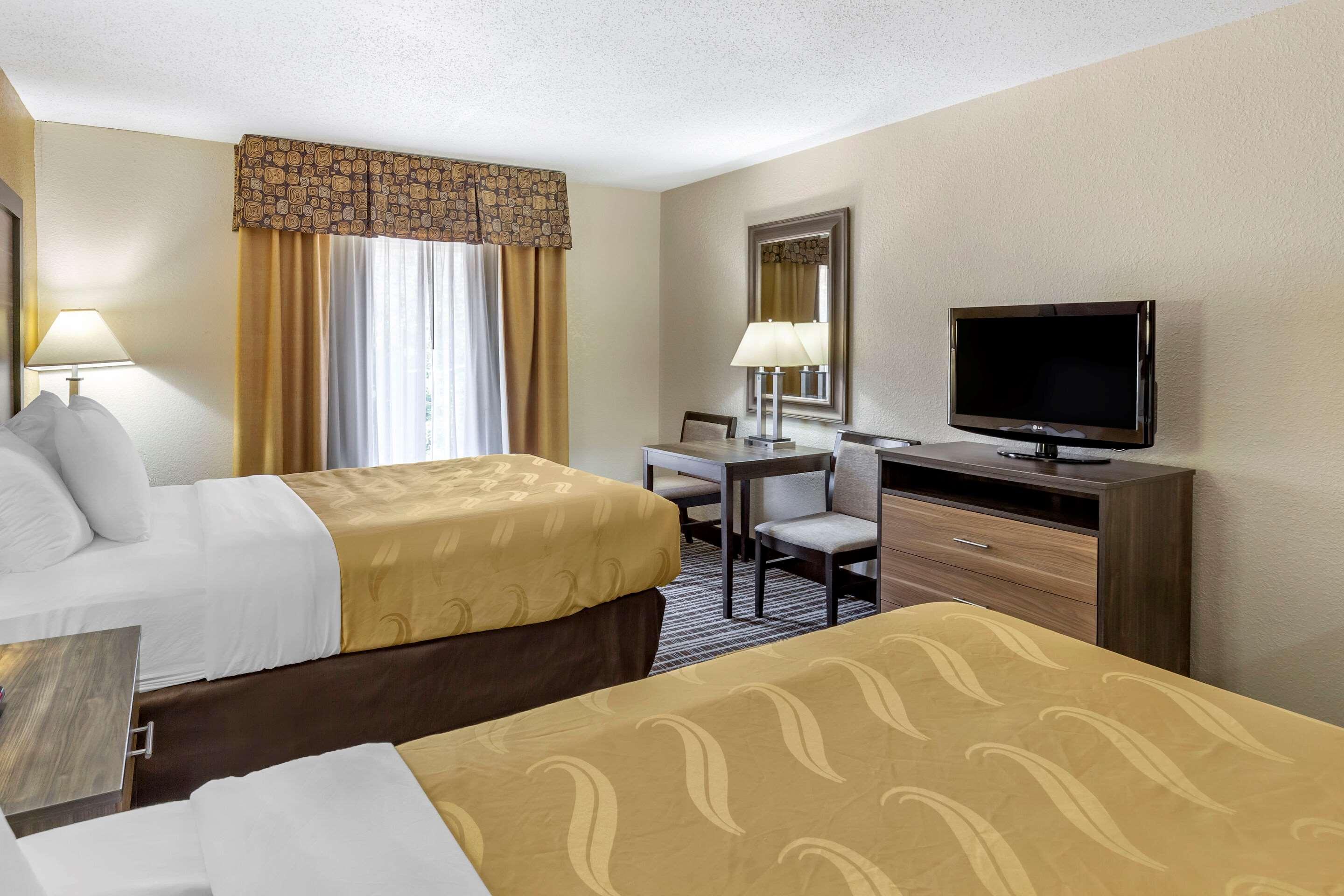 Quality Inn & Suites - Greensboro-High Point Zewnętrze zdjęcie