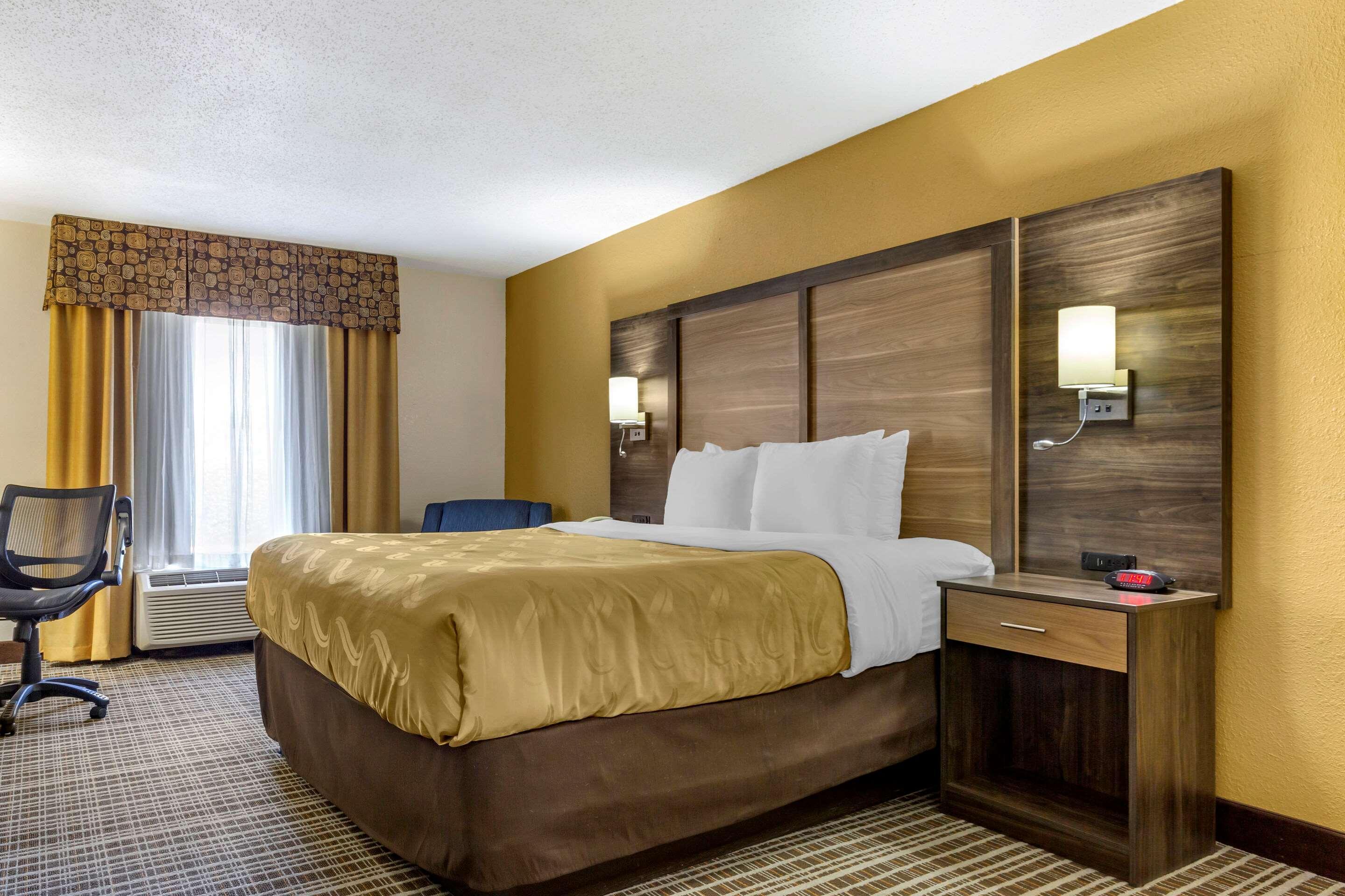 Quality Inn & Suites - Greensboro-High Point Zewnętrze zdjęcie