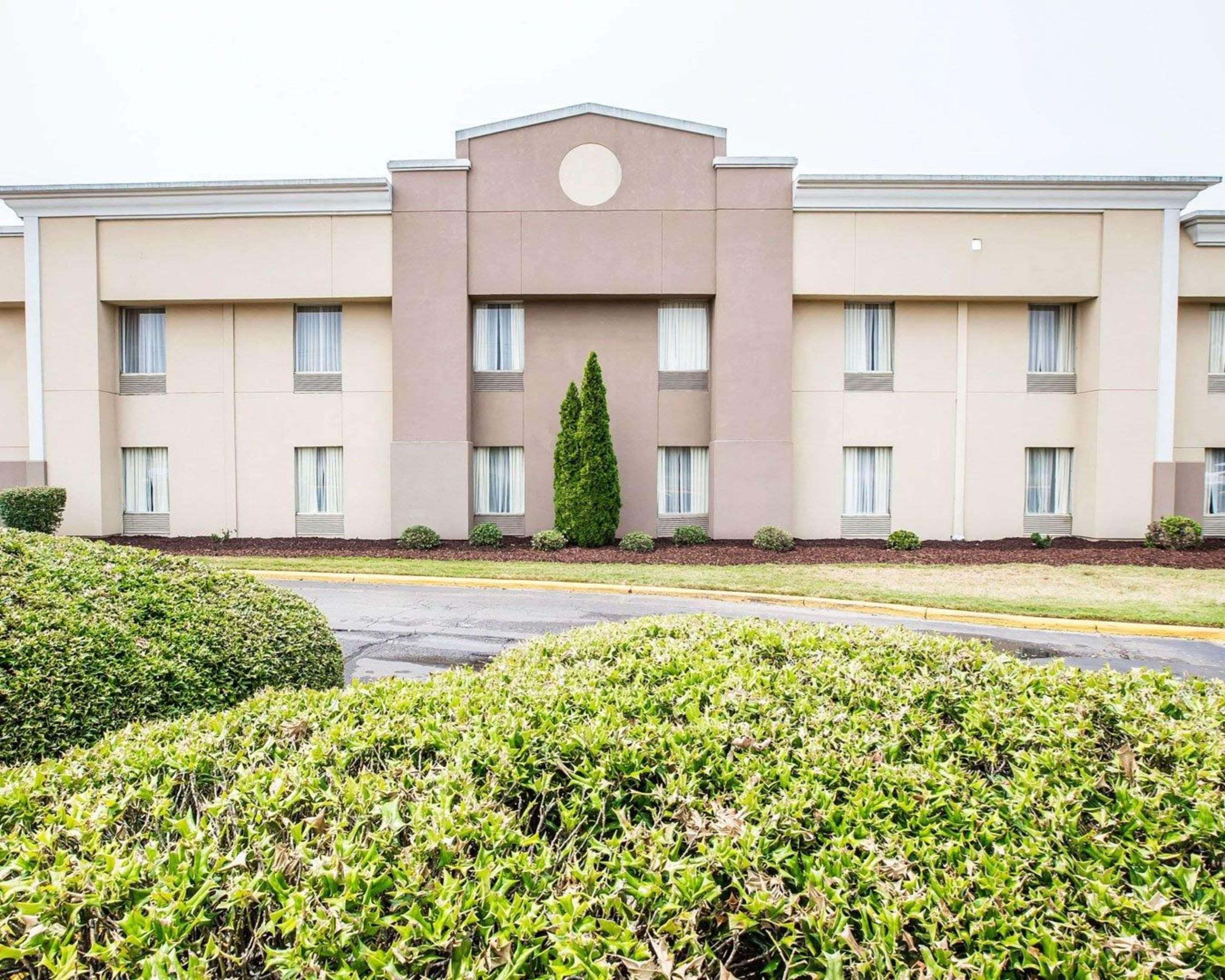 Quality Inn & Suites - Greensboro-High Point Zewnętrze zdjęcie