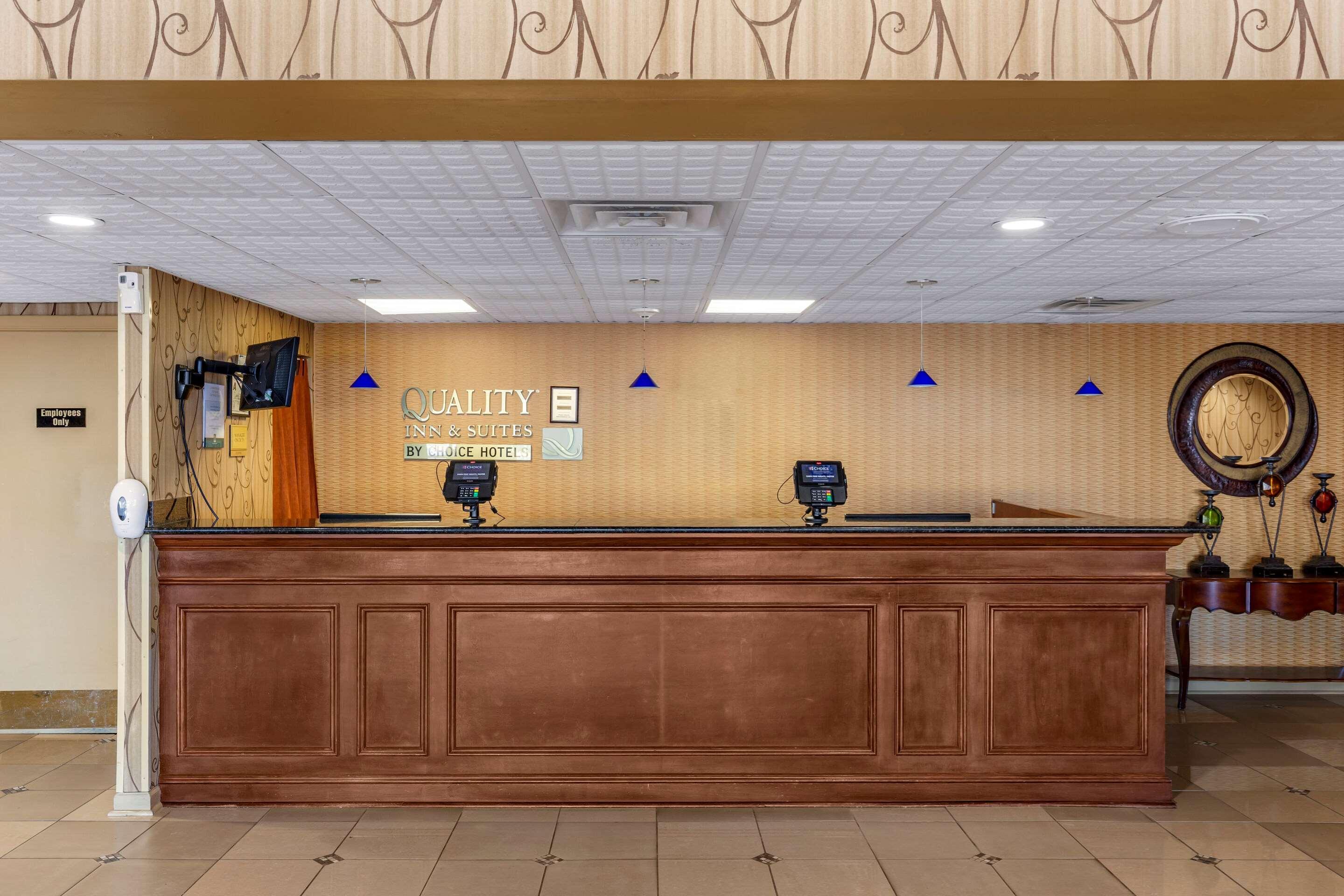 Quality Inn & Suites - Greensboro-High Point Zewnętrze zdjęcie