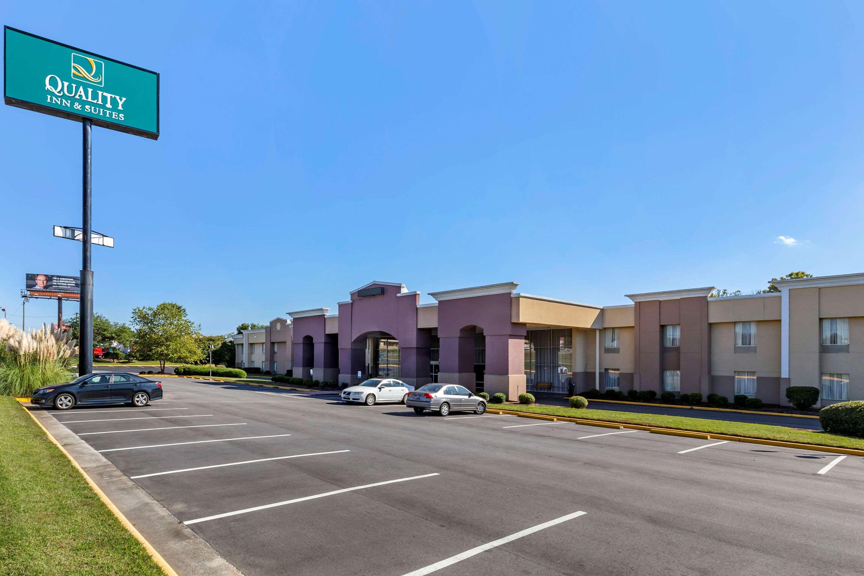 Quality Inn & Suites - Greensboro-High Point Zewnętrze zdjęcie