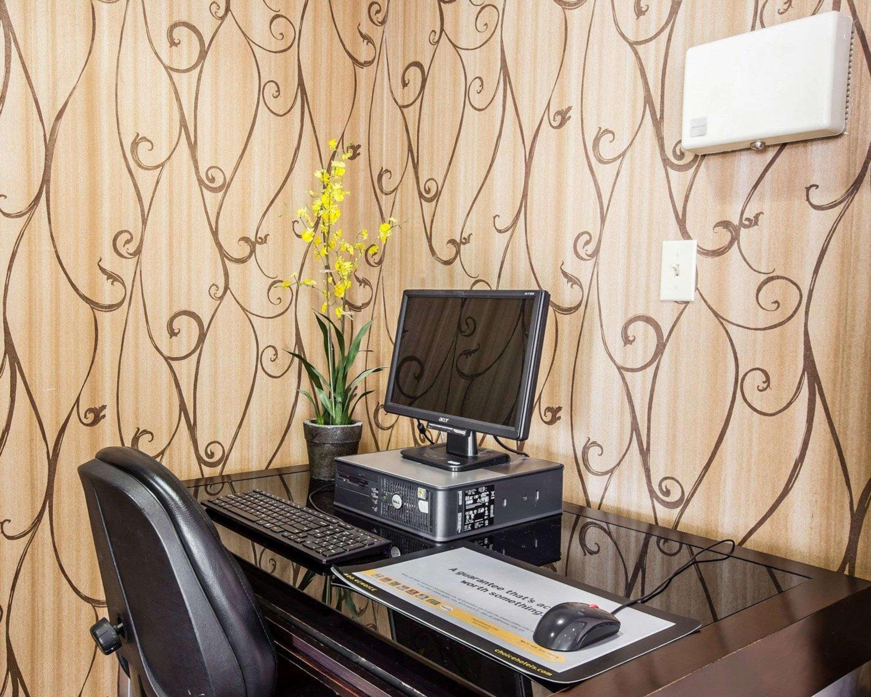 Quality Inn & Suites - Greensboro-High Point Zewnętrze zdjęcie