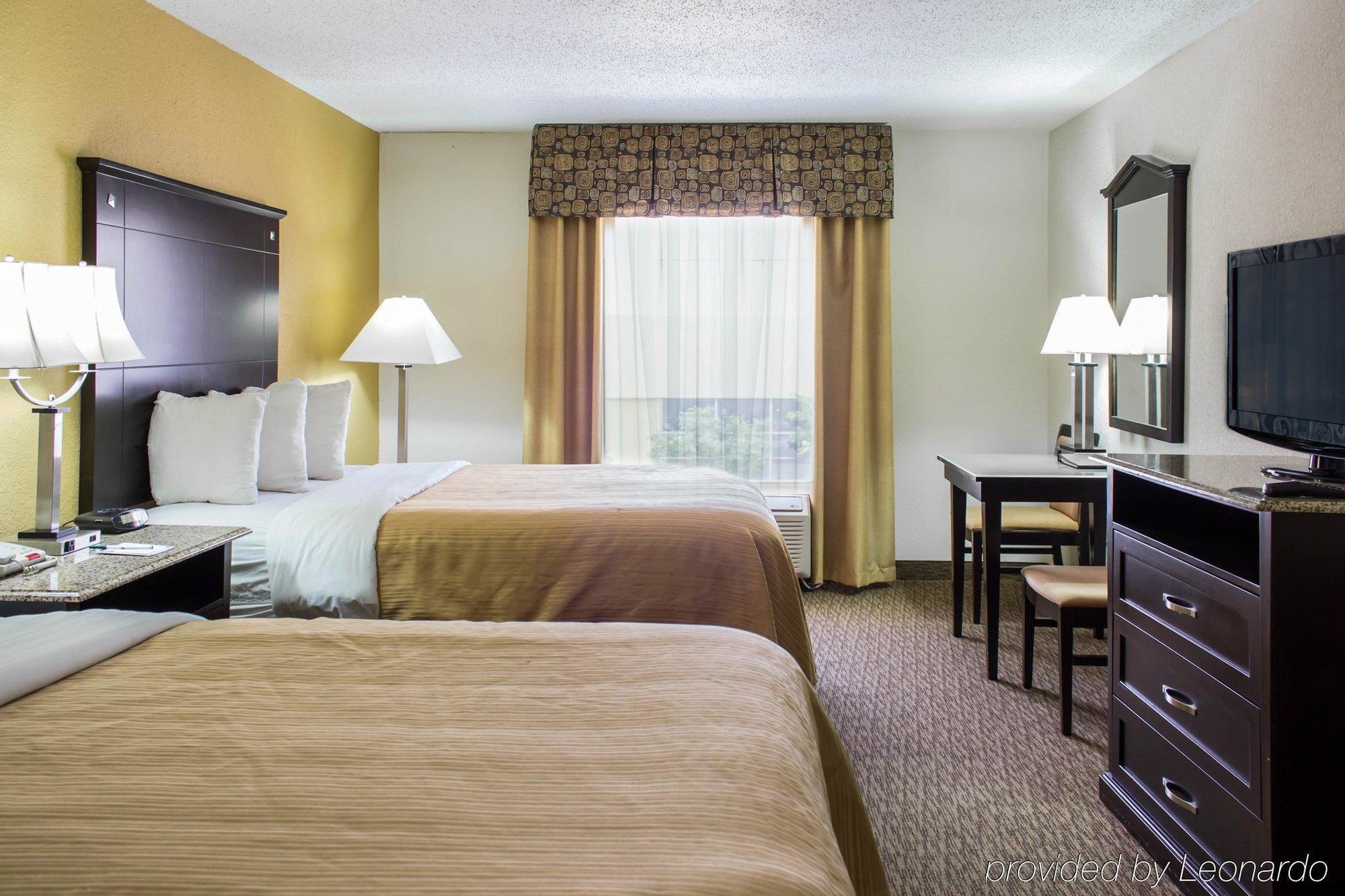 Quality Inn & Suites - Greensboro-High Point Zewnętrze zdjęcie